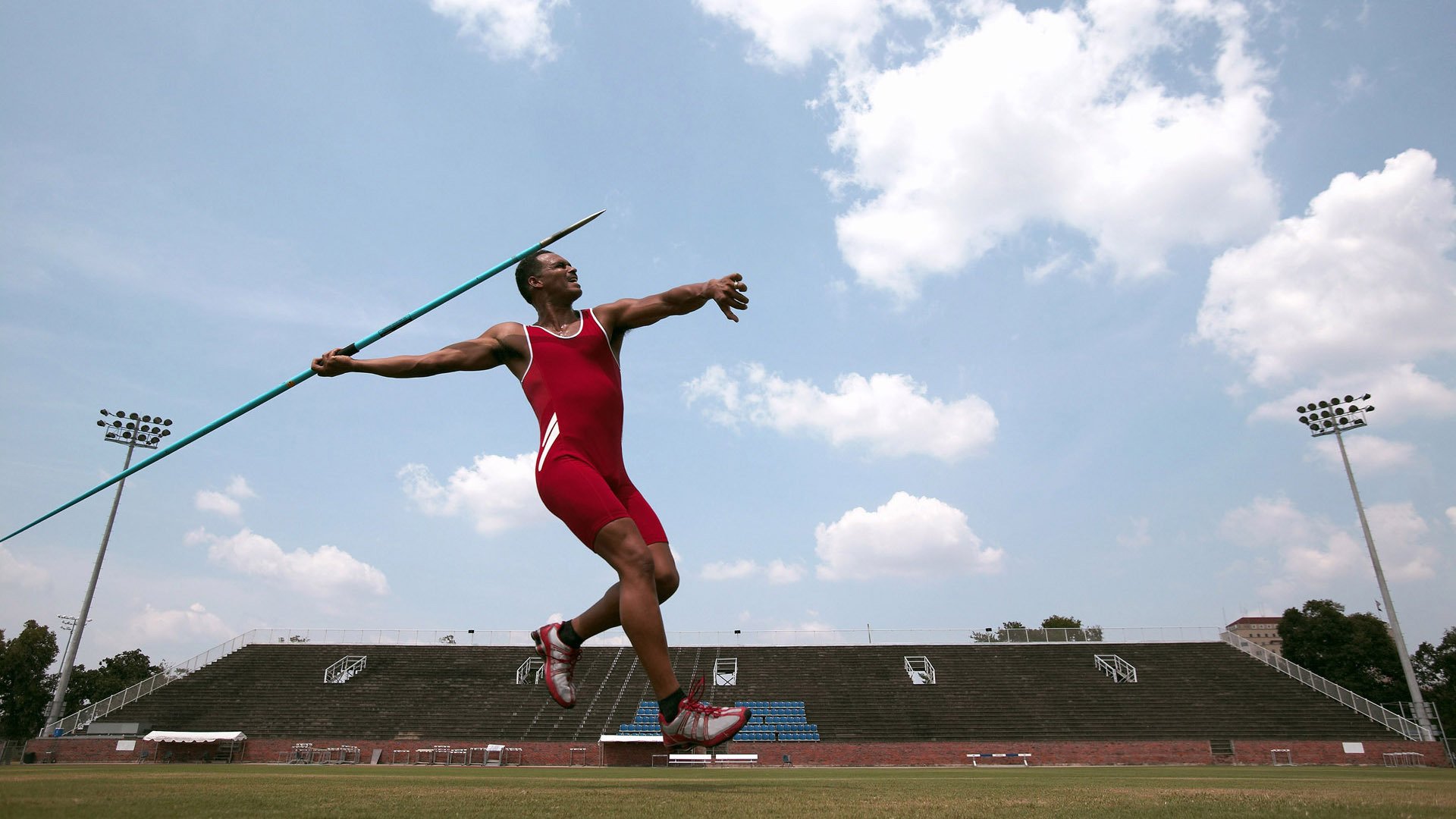 掘金力克76人展强势,米切尔世界舞台独揽风云